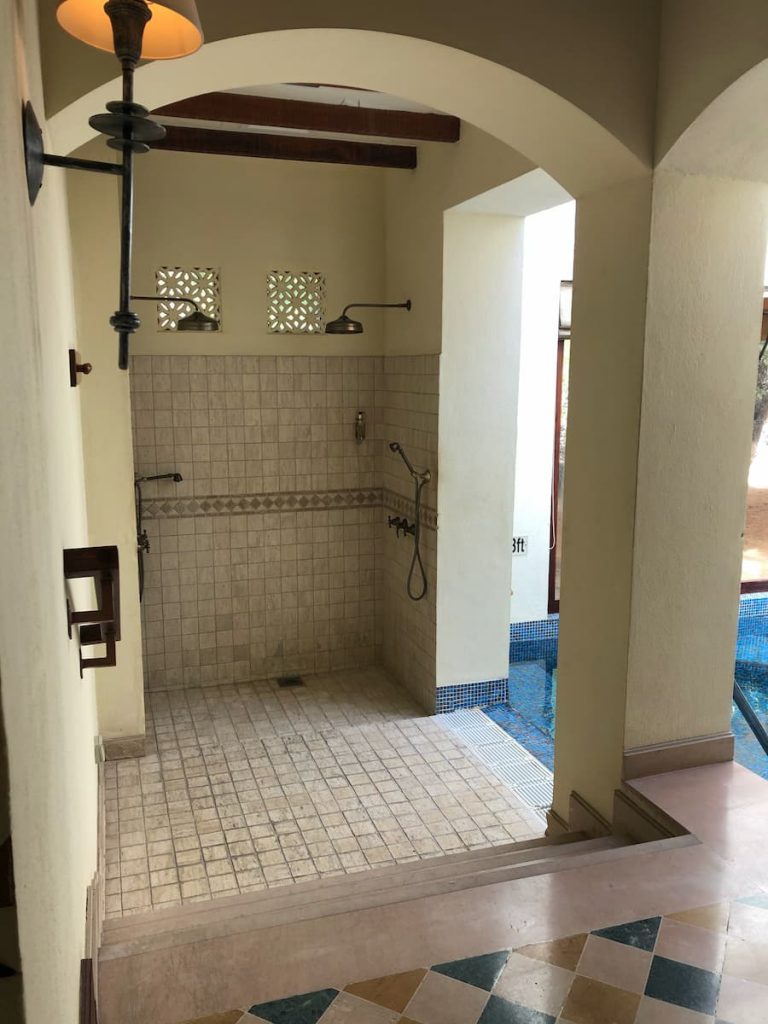 al-maha-spa-indoor-shower-dubai